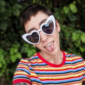 Meet your Posher, Lucy